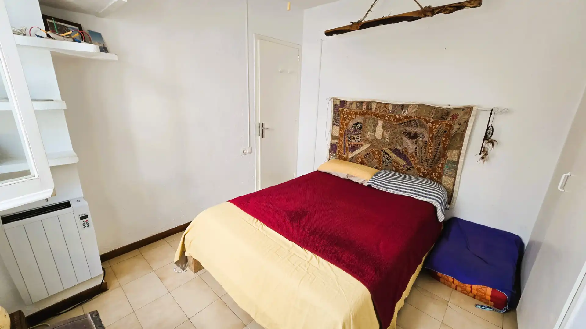 Schlafzimmer von Wohnungen zum Verkauf in Cadaqués mit Balkon