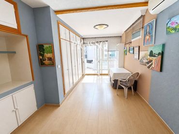 Apartament amb ascensor en venda a Avenida Isabel Manoja