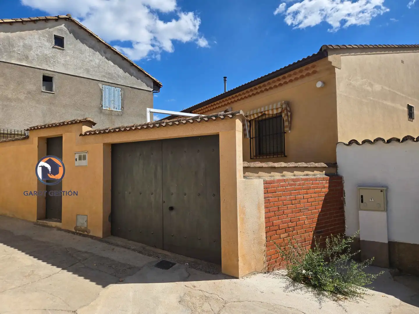 Vista exterior de Casa o chalet en venta en Salmerón con Calefacción y Jardín privado