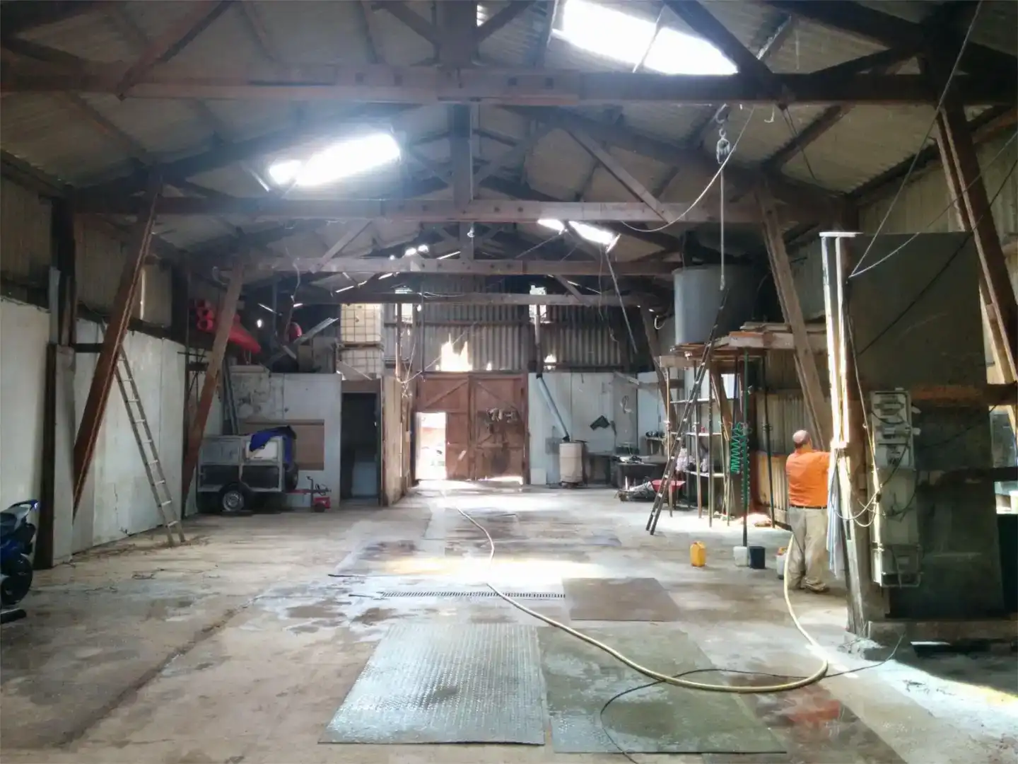 Nau industrial en venda en Cerdanyola del Vallès