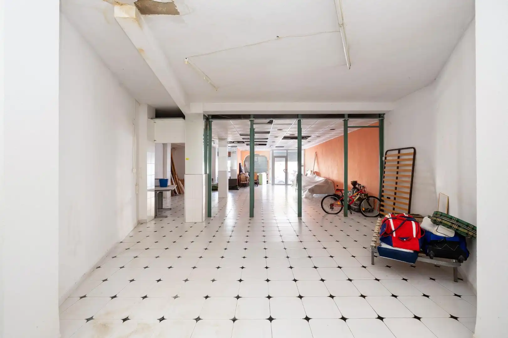 Commercial properties for sale in Gójar