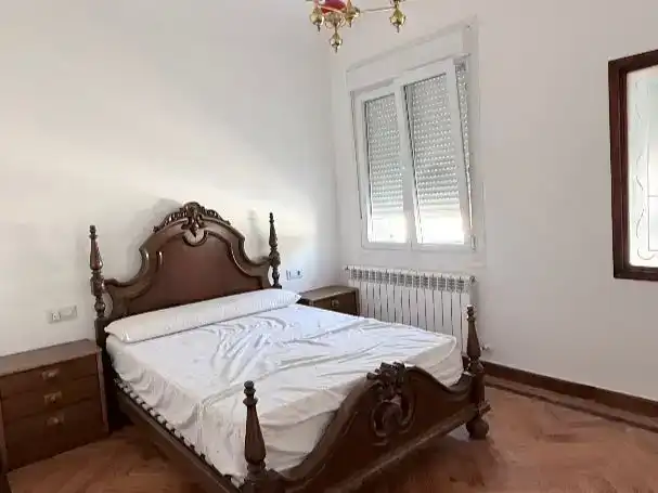Dormitori de Casa o xalet en venda en Pontevedra Capital 
