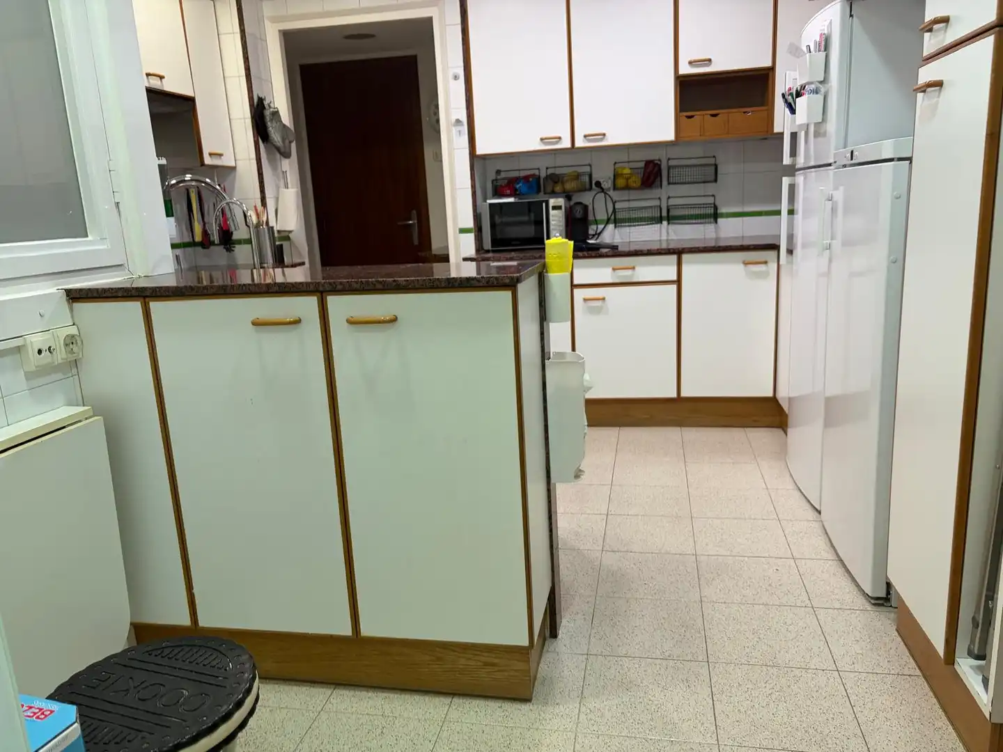 Cocina de Piso de alquiler en Barcelona con Aire acondicionado, Calefacción y Jardín privado