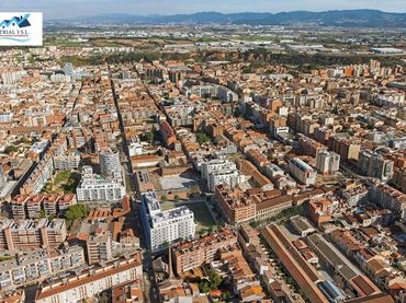 Piso en venta en Pasaje RIBATALLADA DE