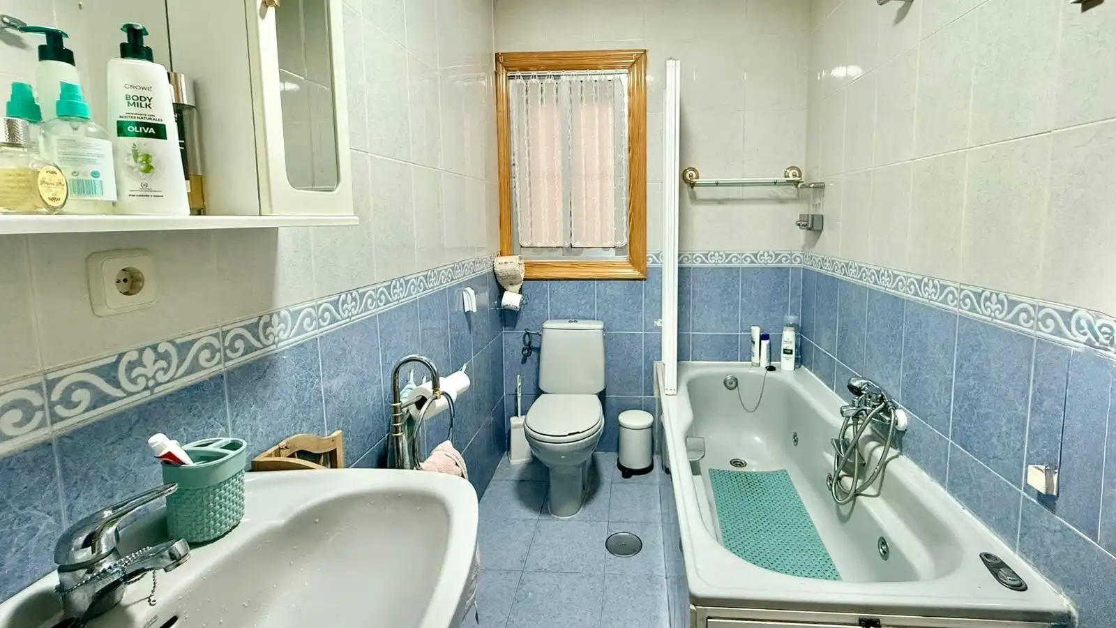 Bany de Casa o xalet en venda en Zarzuela del Pinar amb Calefacció i Moblat