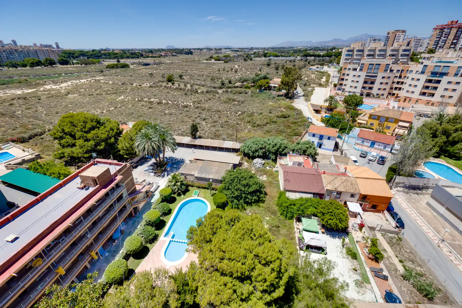 Vista exterior de Piso en venta en El Campello con Terraza