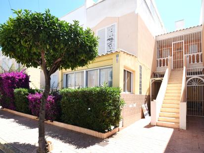 Exterior view of Flat for sale in Guardamar del Segura  with Air Conditioner, Terrace and Swimming Pool