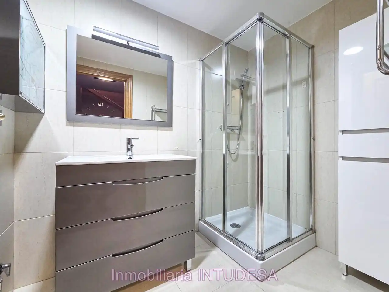 Bathroom of Detached homes for sale in Murchante  with Air Conditioner, Heating and Private garden
