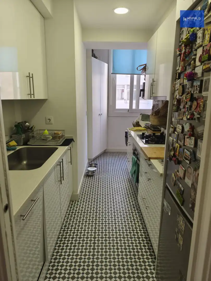 Cocina de Piso en venta en Sevilla con Calefacción y Terraza