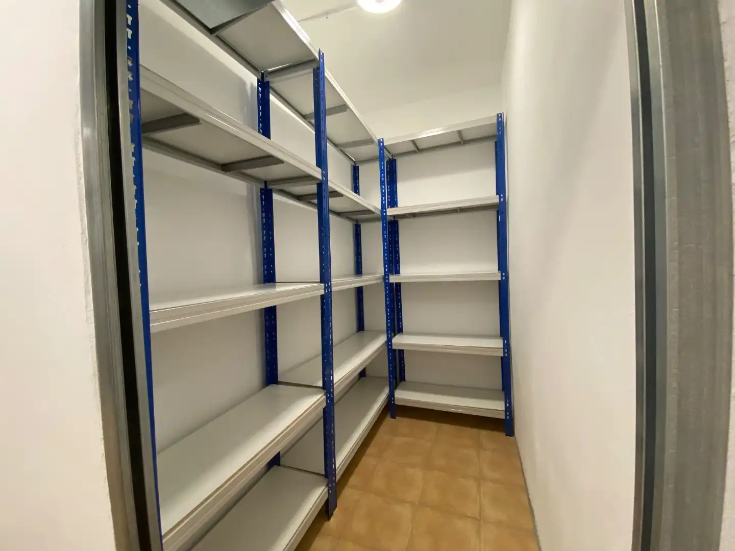 Storage room for rent in Tetuán