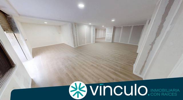 Local comercial en Venta en Calle Aspe en Carolinas Bajas