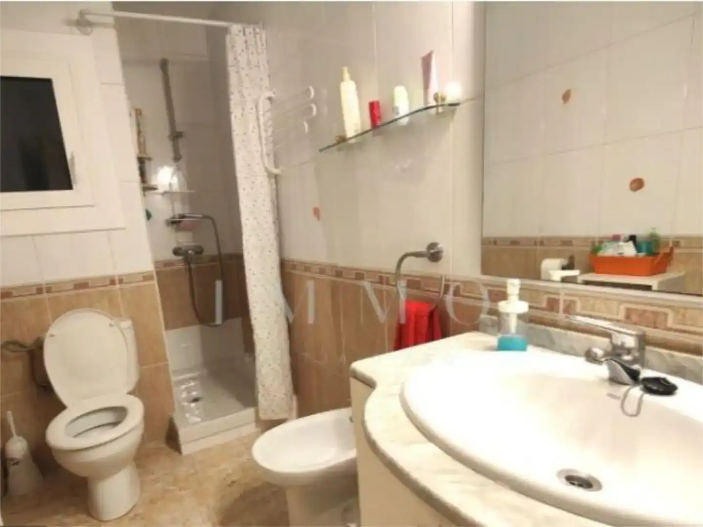 Badezimmer von Wohnung zum Verkauf in Palamós