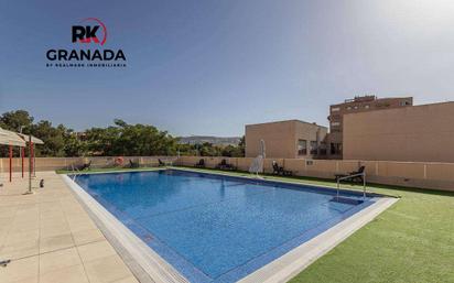 Swimming pool of Duplex for sale in  Granada Capital  with Terrace