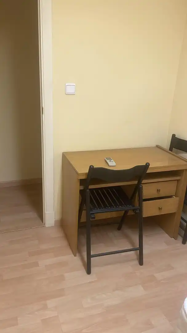 Habitación de Piso de alquiler en Alicante / Alacant con Aire acondicionado, Amueblado y Balcón