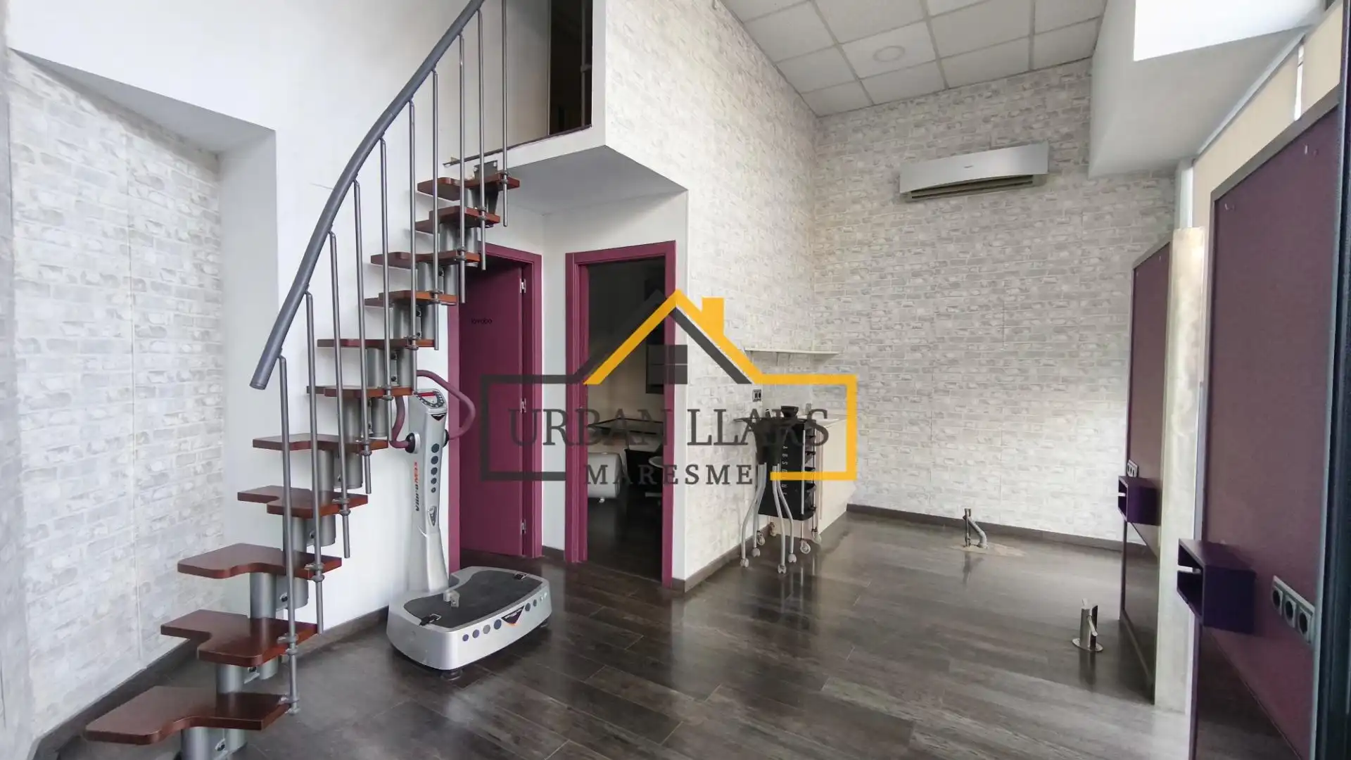 Local en venta en Terrassa con Aire acondicionado