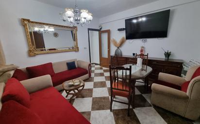 Living room of Flat for sale in  Granada Capital  with Air Conditioner and Balcony