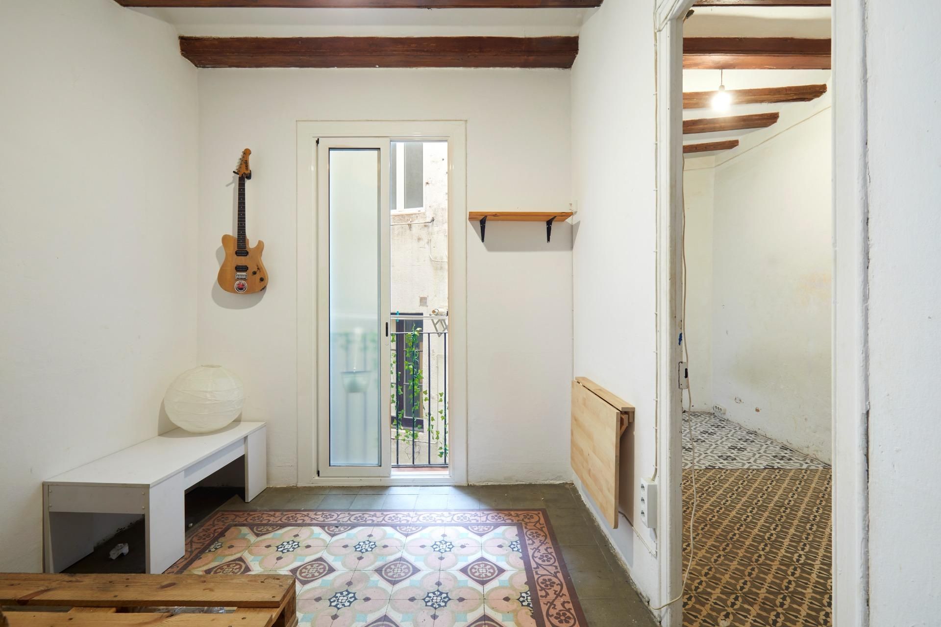 Piso en venta en  Barcelona Capital con Trastero y Balcón