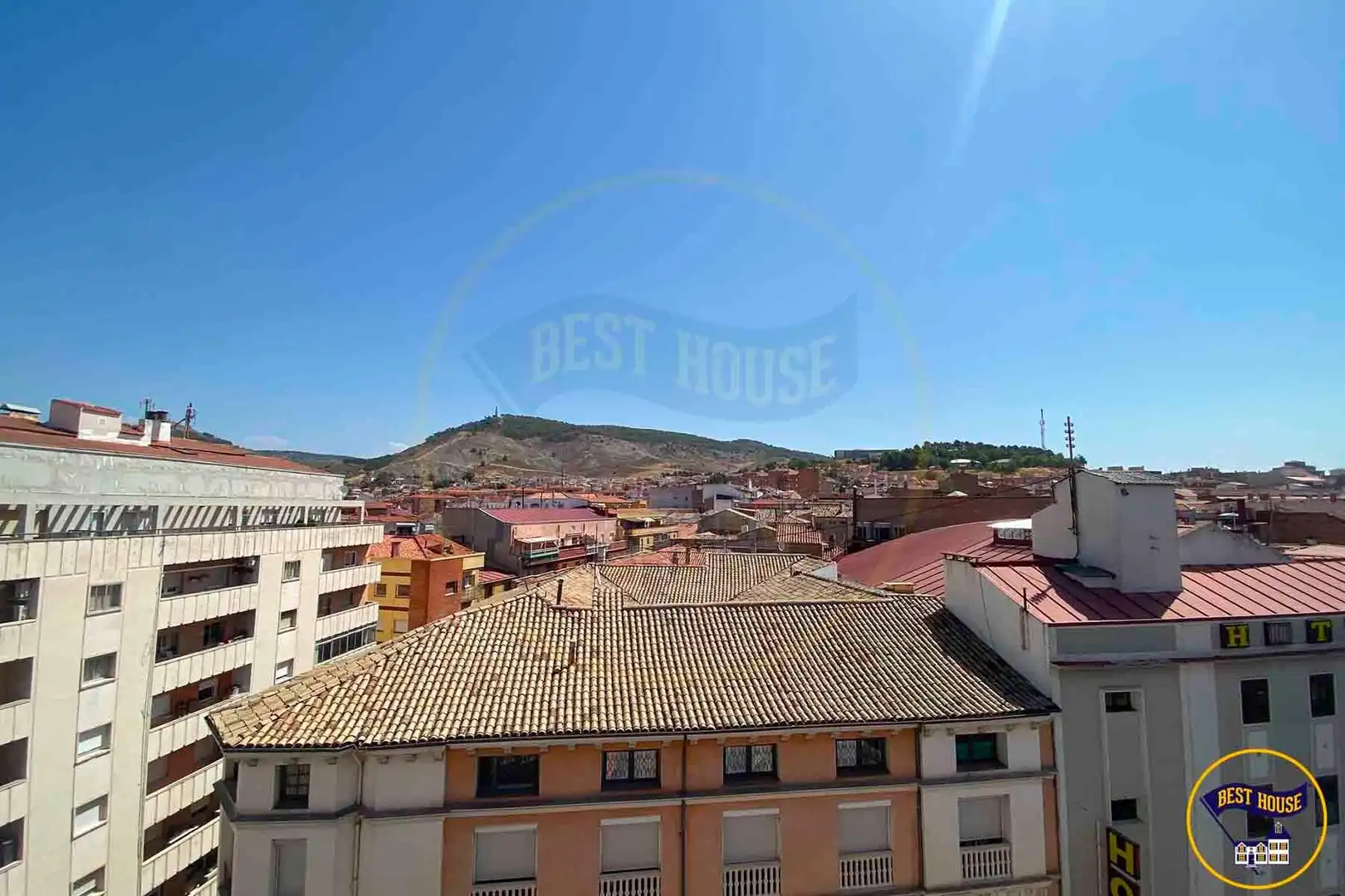 Exterior view of Flat for sale in Cuenca  with Air Conditioner, Heating and Parquet flooring
