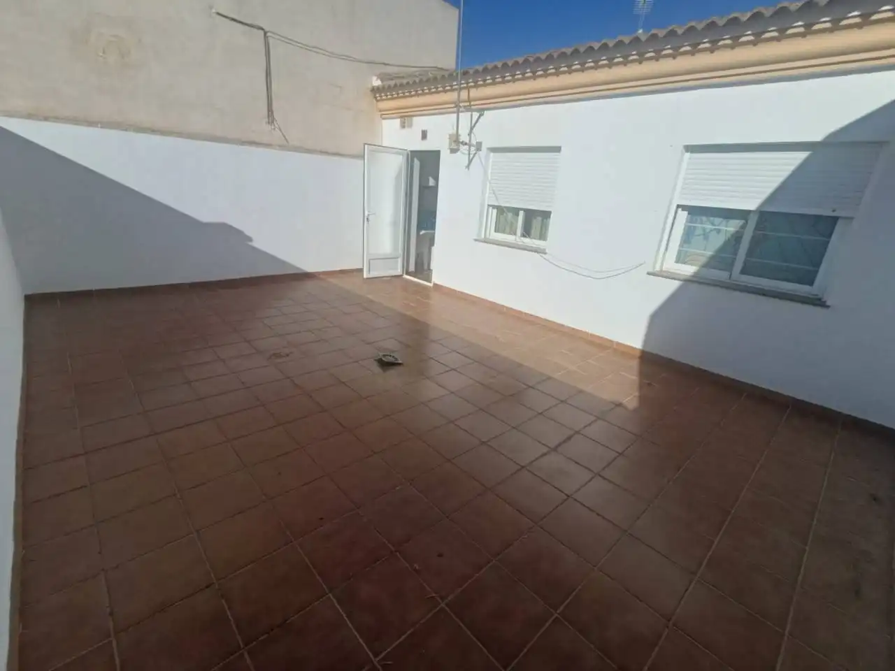 Terrassa de Casa o xalet en venda en Villanueva Mesía amb Jardí privat, Terrassa i Moblat