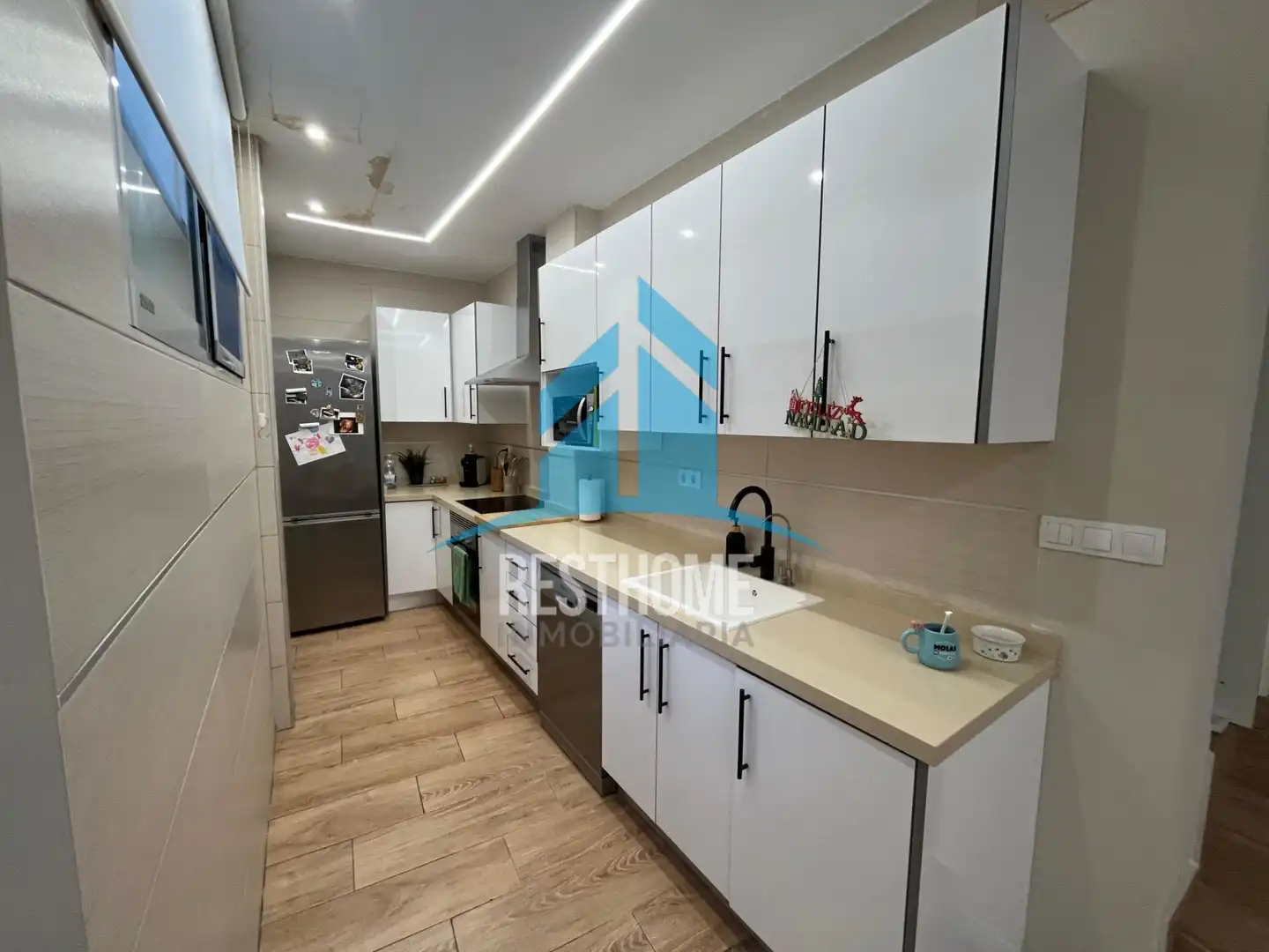 Kitchen of Houses for sale in Cullera  with Air Conditioner, Terrace and Balcony