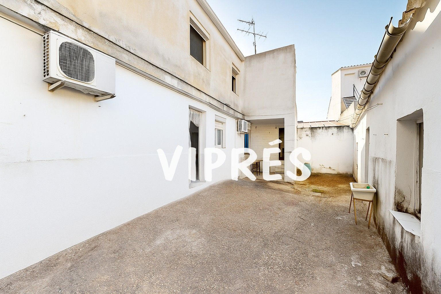 Vista exterior de Casa o xalet en venda en Mérida amb Terrassa
