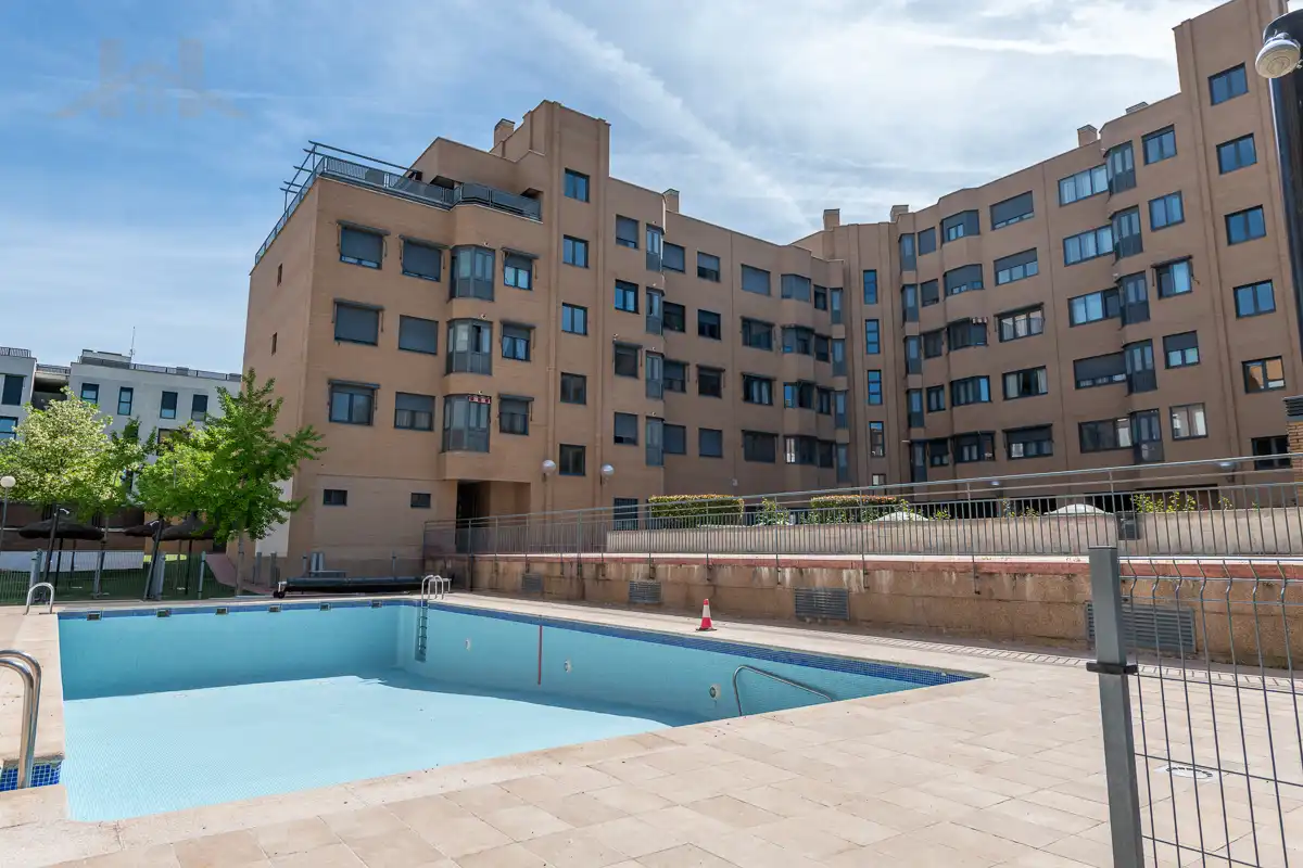 Exterior view of Flat for sale in Torrejón de Ardoz  with Air Conditioner, Heating and Storage room