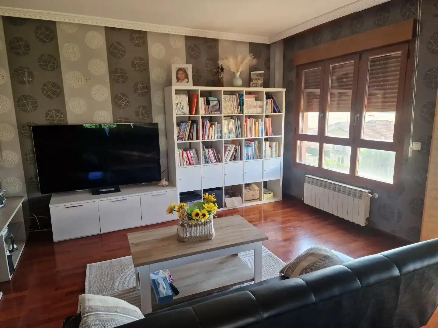 Sala d'estar de Casa o xalet en venda en Condado de Treviño amb Balcó
