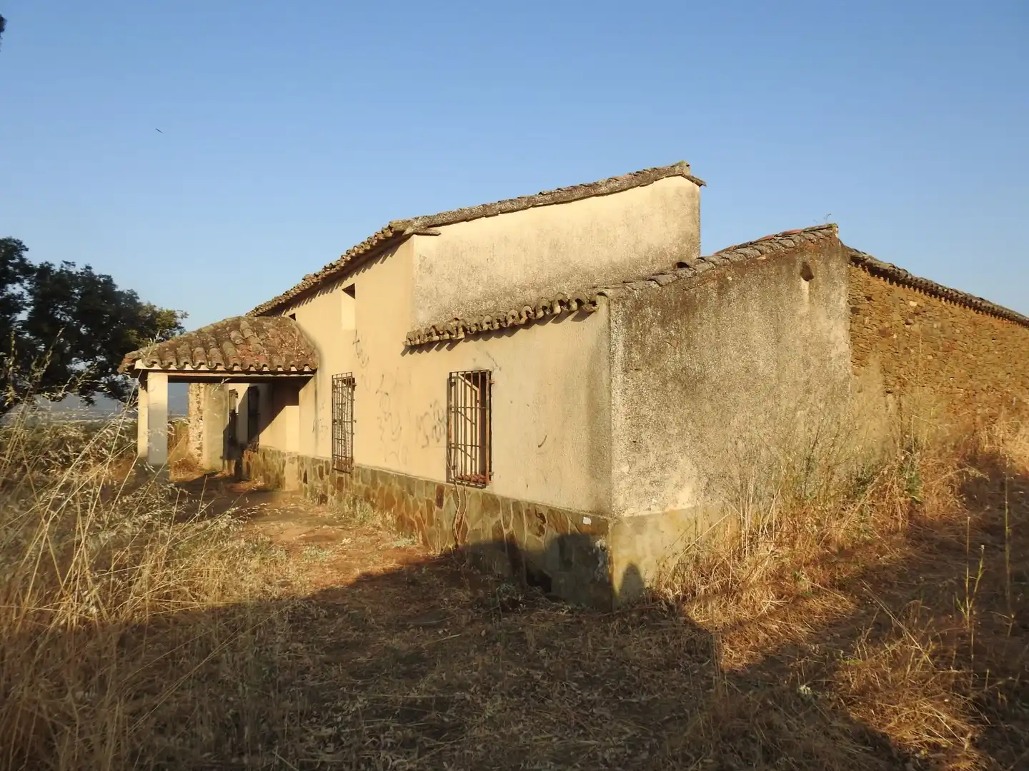 Exterior view of Land for sale in Villar del Pedroso