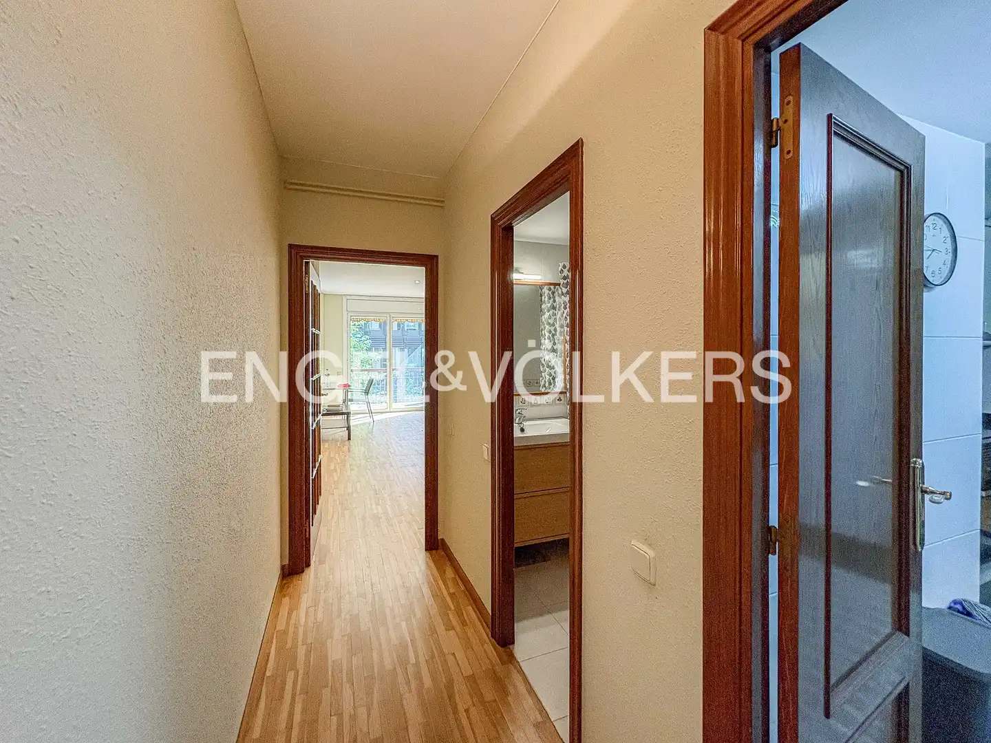 Flat for rent in Barcelona  with Air Conditioner, Heating and Parquet flooring