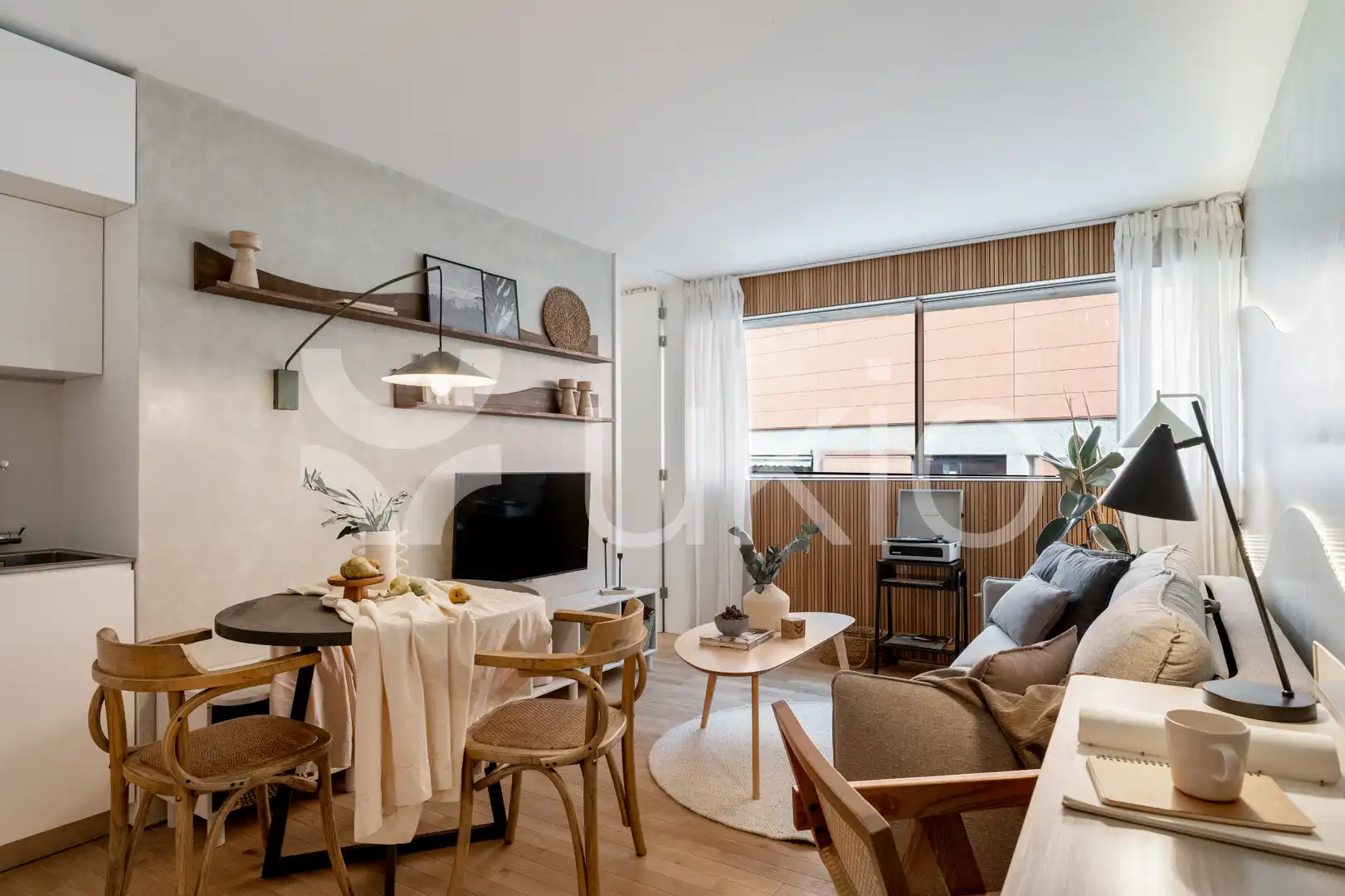 Sala d'estar de Apartament de lloguer en Madrid amb Aire condicionat, Calefacció i Moblat
