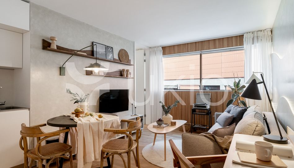 Apartamento de alquiler en Calle de Javier Ferrero, Ciudad Jardín - Imagen 3