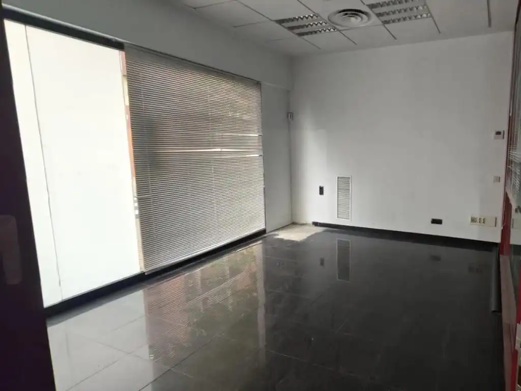 Commercial properties for sale in Getafe  with Air Conditioner