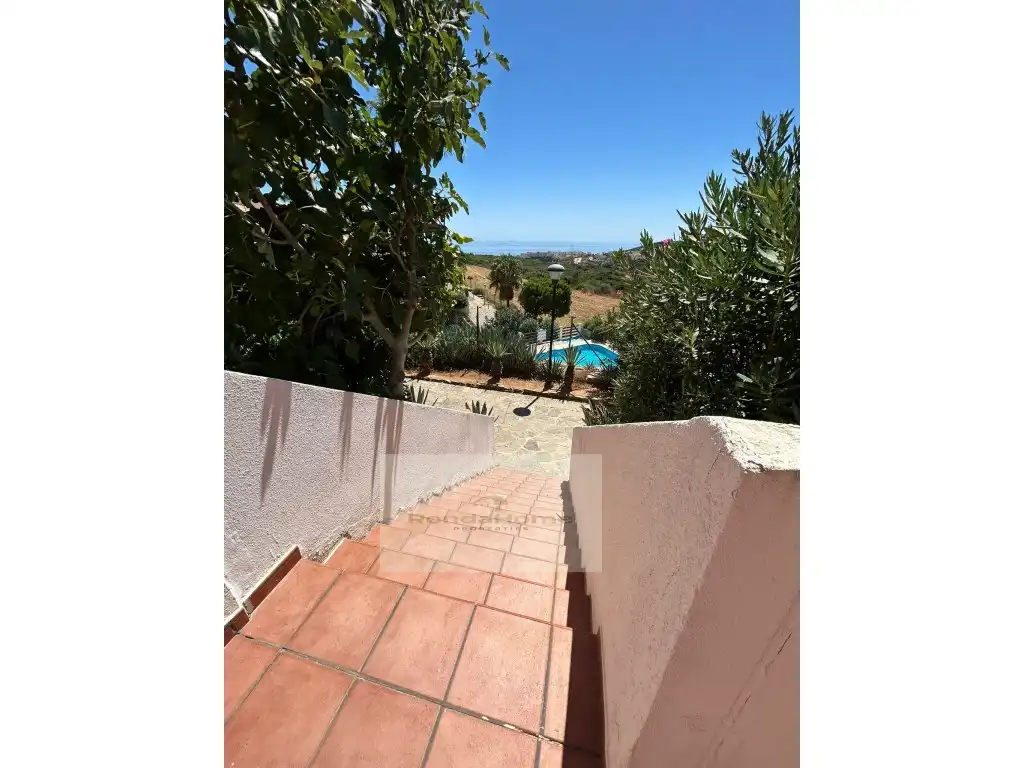 Vista exterior de Piso de alquiler en Manilva con Terraza