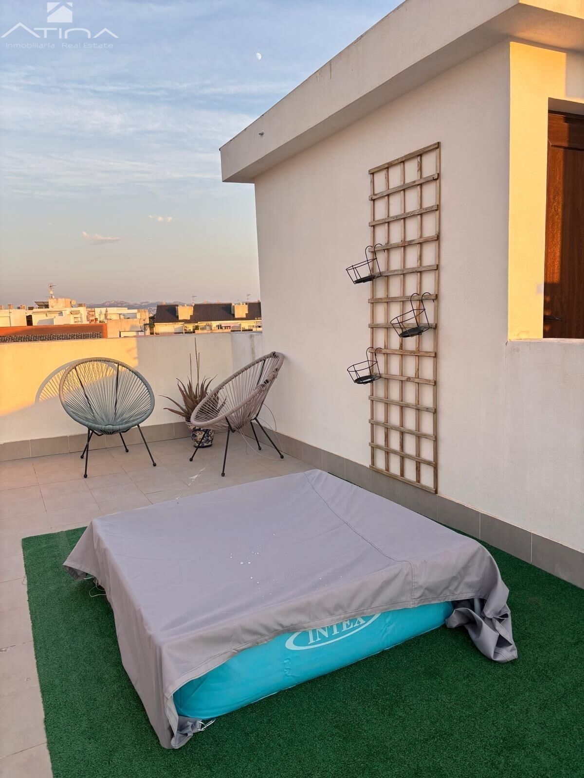 Terrace of Single-family semi-detached for sale in Guardamar de la Safor  with Air Conditioner, Terrace and Balcony