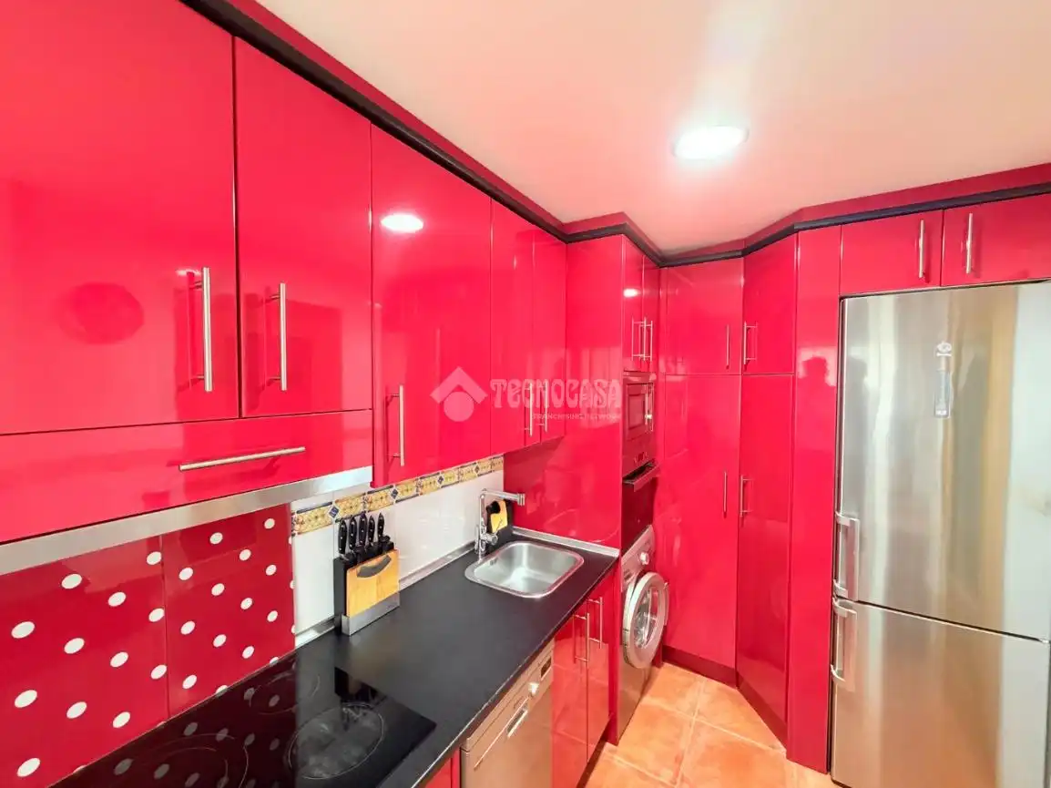 Cocina de Casa adosada en venta en Hontanares de Eresma con Calefacción