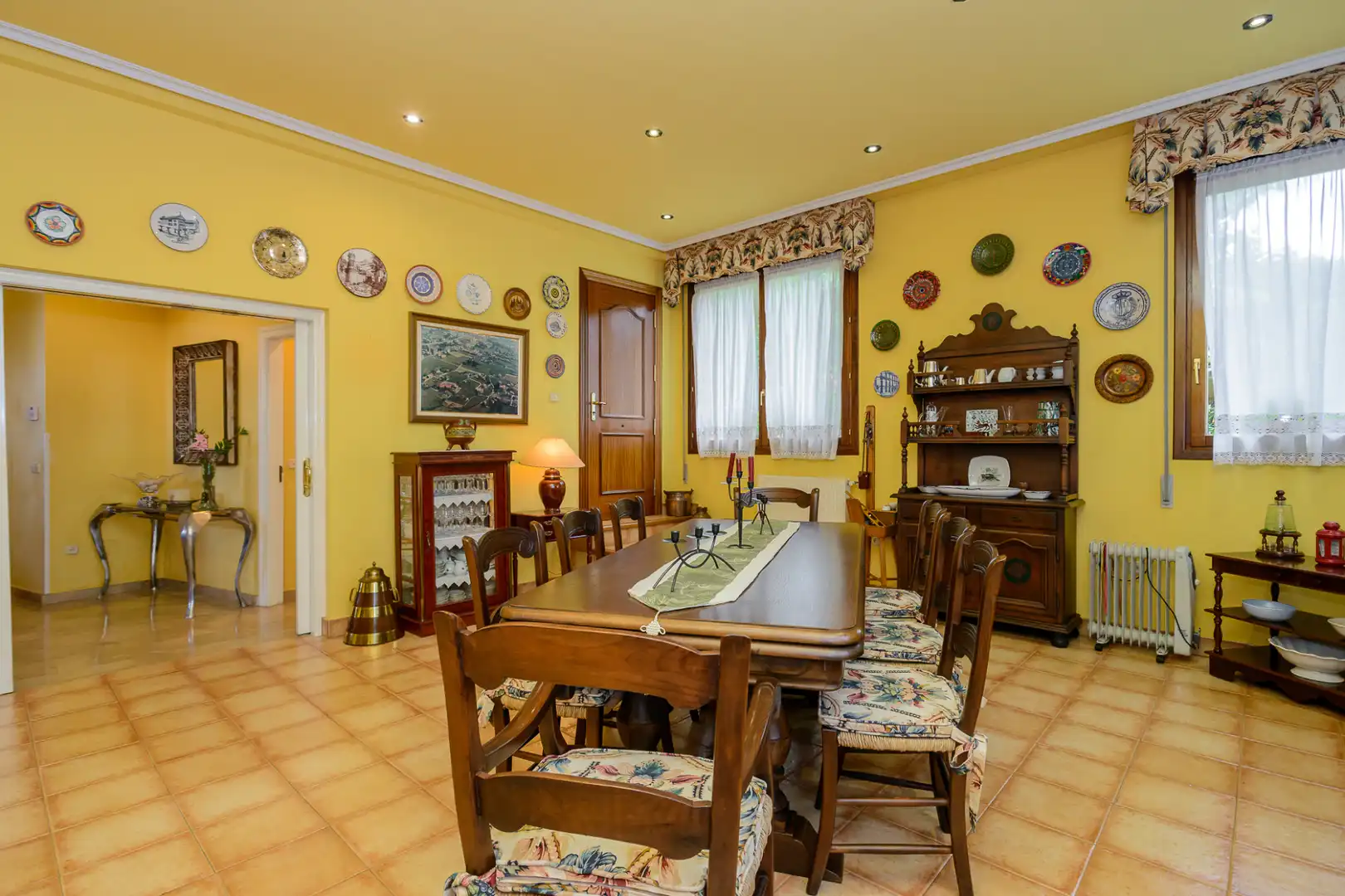 Comedor de Casa o chalet en venta en Oviedo  con Calefacción, Jardín privado y Parquet
