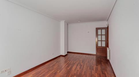 Photo 3 of Flat for sale in C/ Federico García Lorca, Alisal - San Román, Cantabria