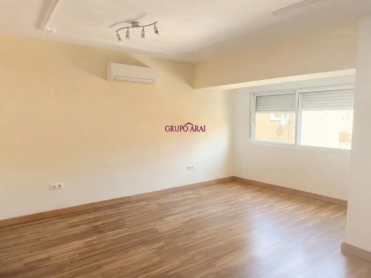Flat with terrace for sale in Calle GASSET Y ARTIME, imagen 8
