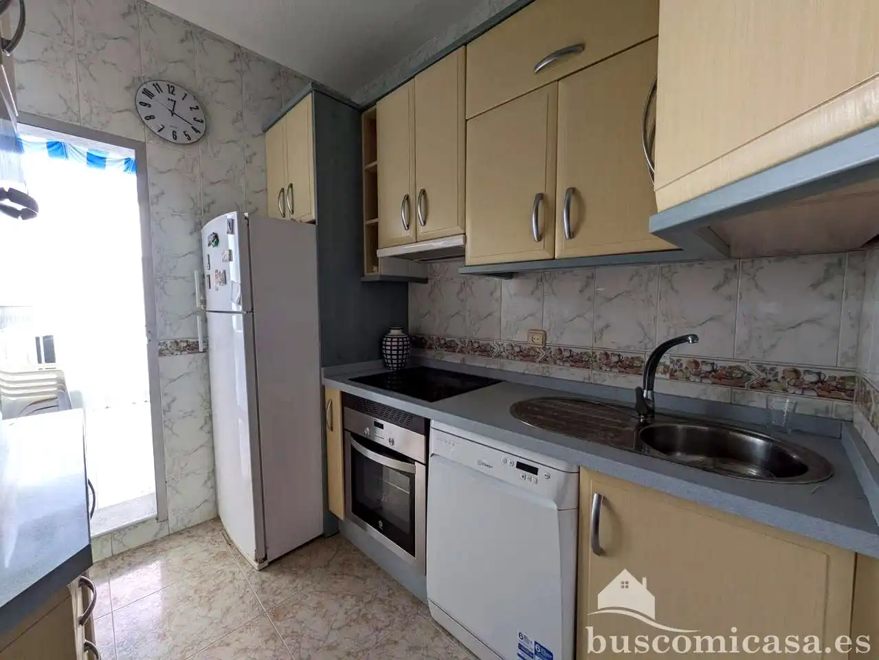 Cuina de Casa o xalet en venda en Linares amb Aire condicionat, Terrassa i Balcó