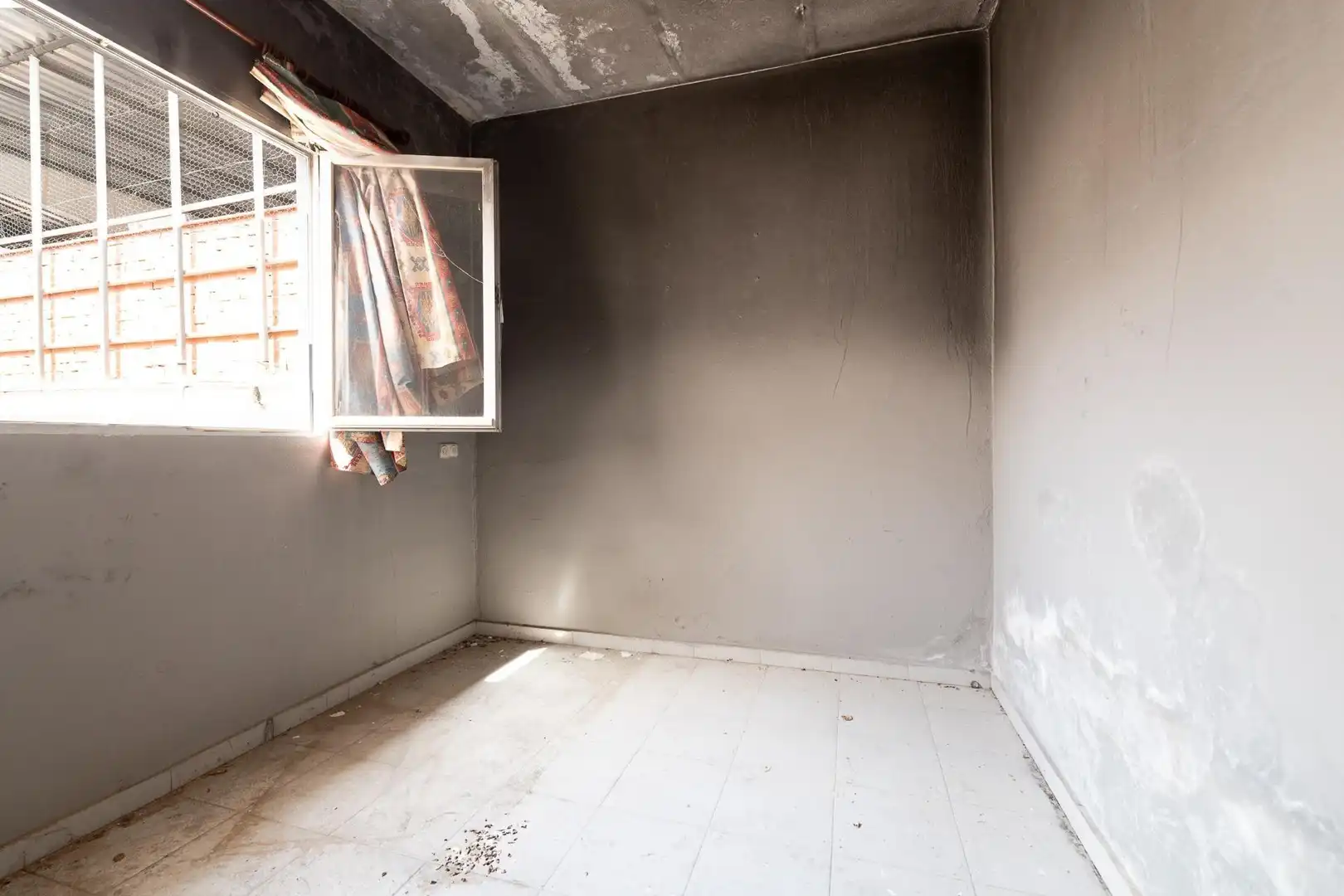 Habitación de Casa adosada en venta en Málaga