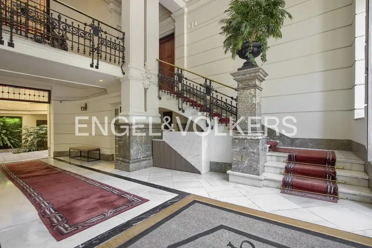Piso de alquiler en Madrid con Aire acondicionado, Calefacción y Jardín privado
