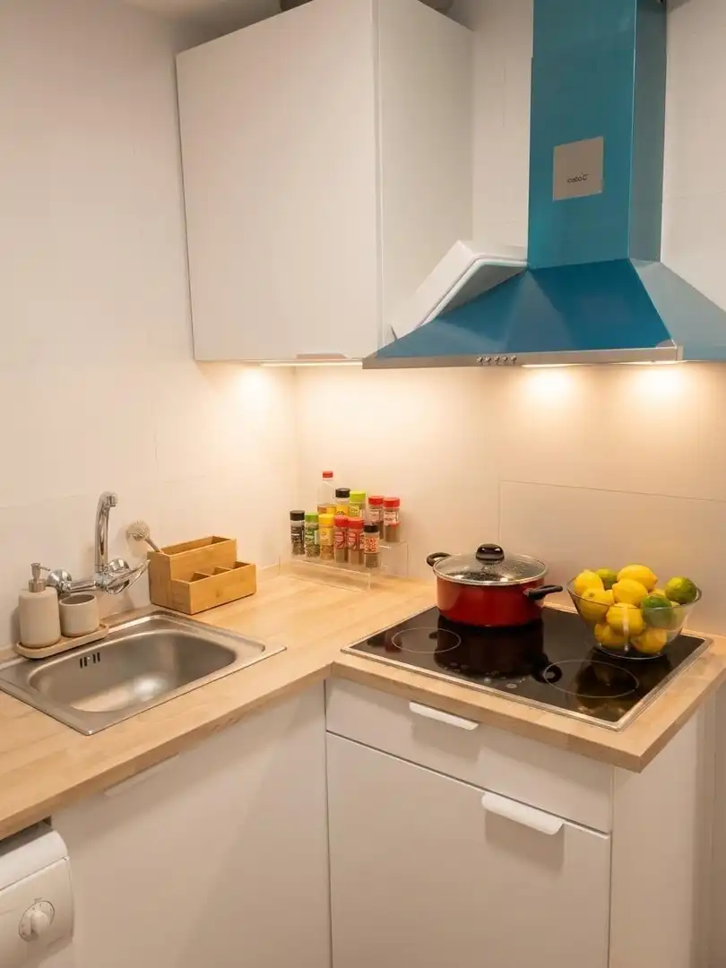 Cocina de Piso en venta en San Juan de Aznalfarache con Aire acondicionado