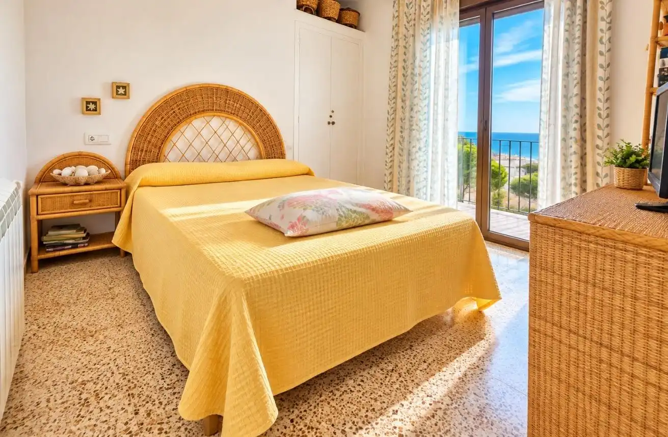 Flat with terrace for sale in Calle Canigo, imagen 6
