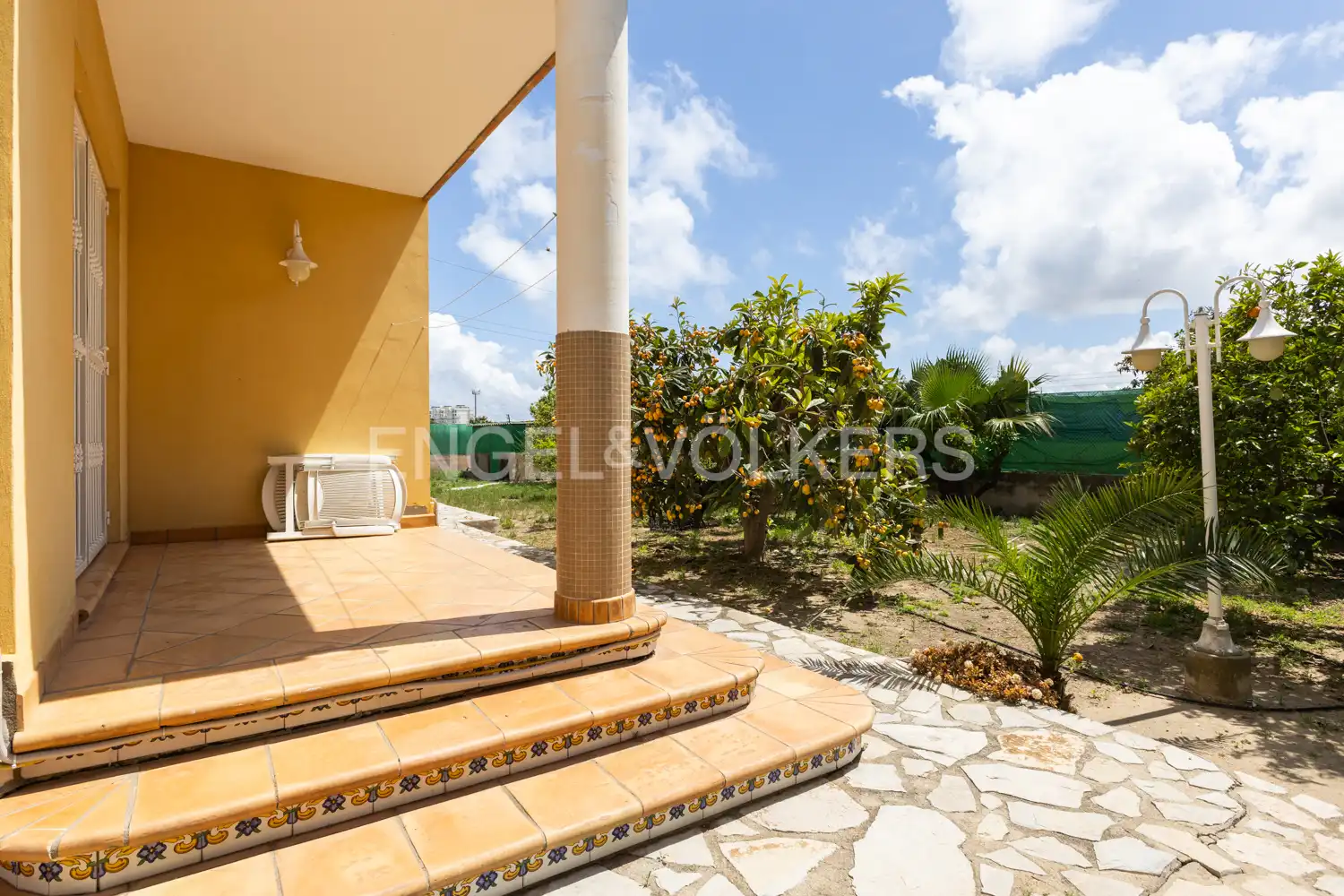 Vista exterior de Finca rústica en venta en Piles con Aire acondicionado, Calefacción y Jardín privado