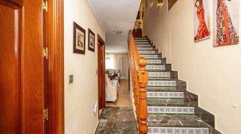 Tu nuevo hogar con piscina a solo 15 minutos de Granada!, image 3