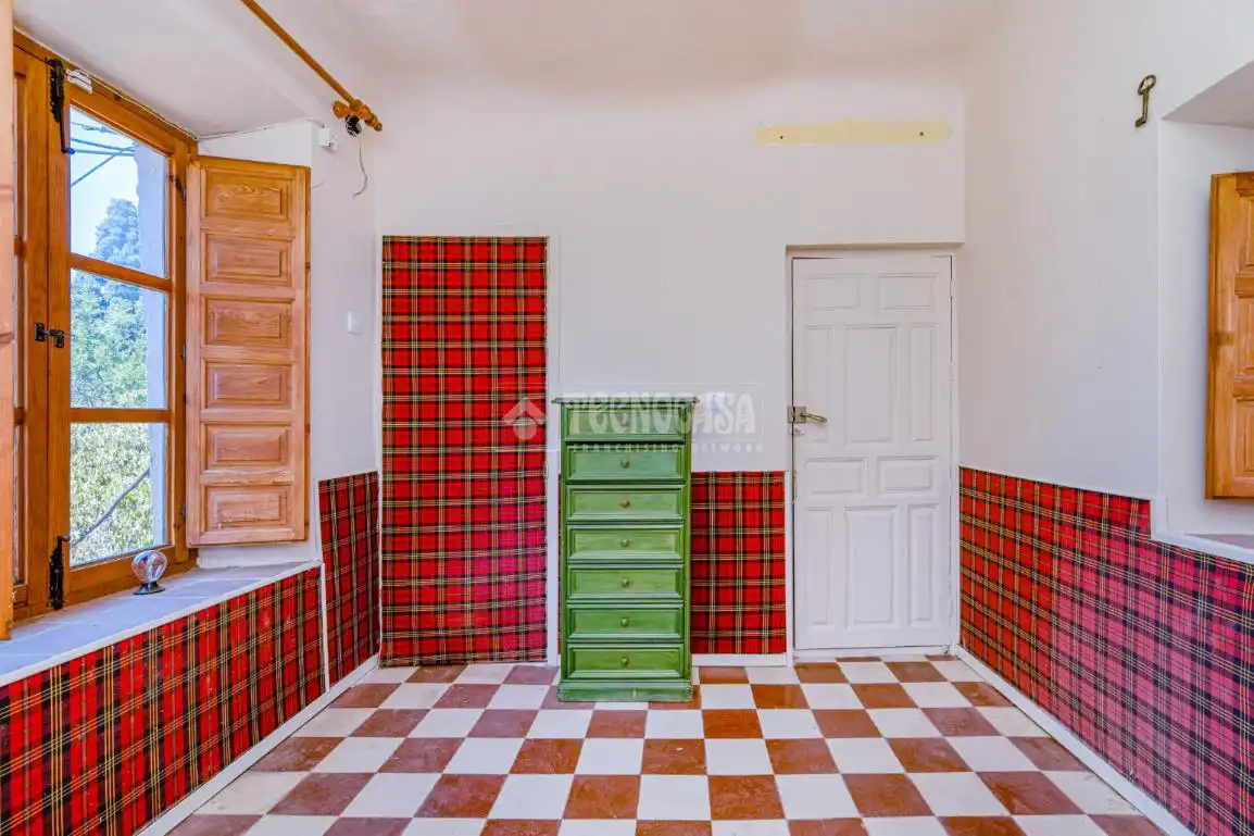Bedroom of Houses for sale in Granada  with Heating, Terrace and Swimming Pool