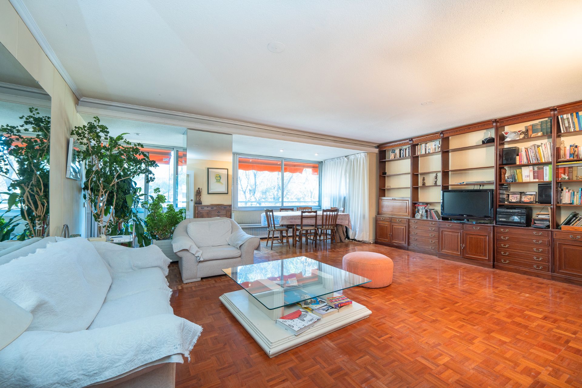 Flat for sale in Calle de las Peonías, Palomas, Hortaleza,  Madrid Capital