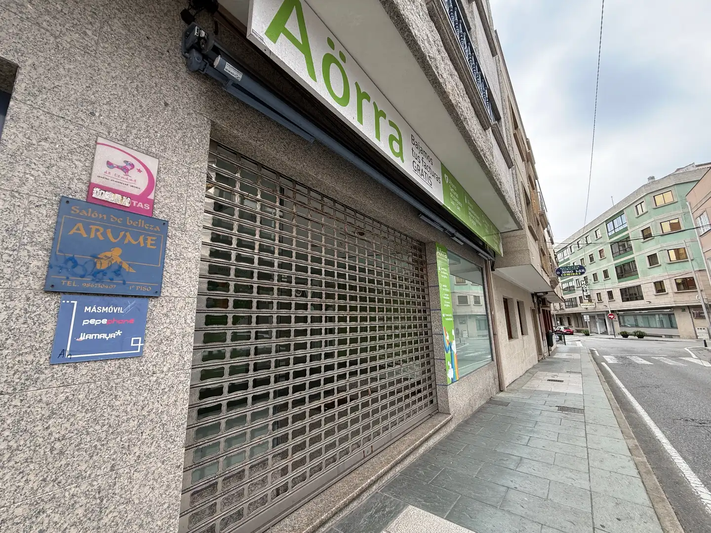 Business premises to rent in Rúa Luís Casais, imagen 4