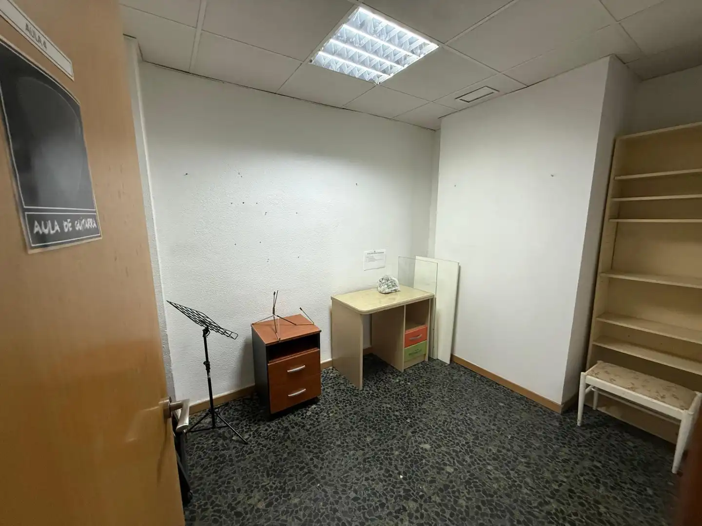Local comercial en alquiler en Calle de Alfaros, imagen 21