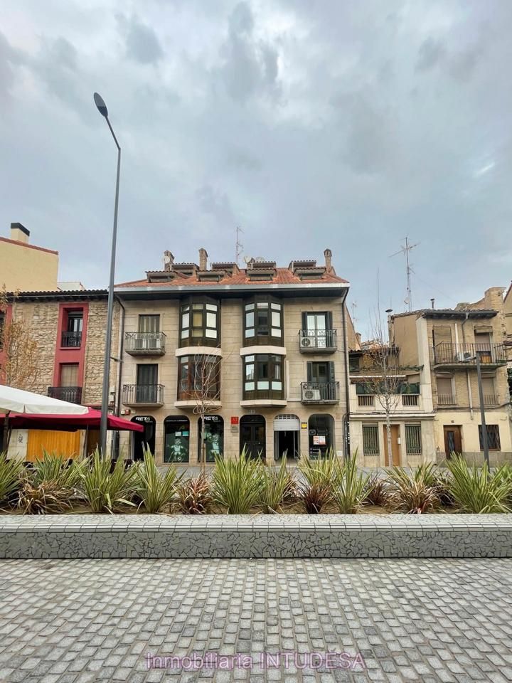 Vista exterior de Pis en venda en Tudela amb Aire condicionat i Calefacció